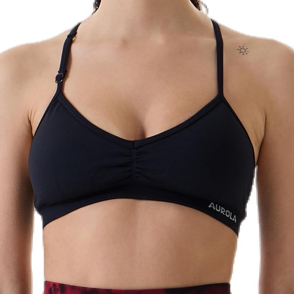Aurola sports bras in black & brown - Picture 2 of 4